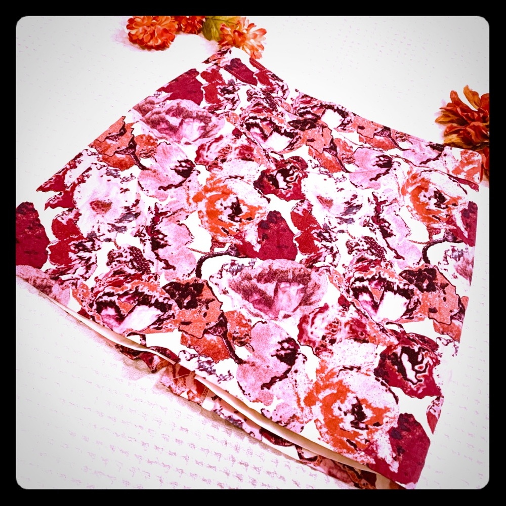LOFT Pink Red Black White Abstract Floral Skirt S6